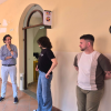 L’Amministratore Unico di ADiSU Umbria Giacomo Leonelli in dialogo con alcuni studenti internazionali