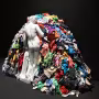 la Venere degli stracci di Michelangelo Pistoletto, interroga lo squilibrio tra natura e artificio, tra necessità autentica e accumulo compulsivo