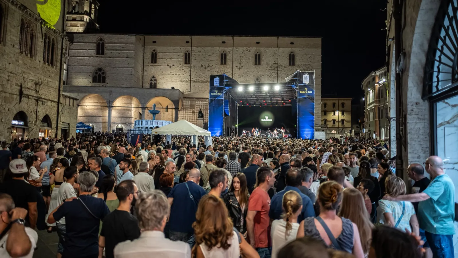 Umbria Jazz festival crowd