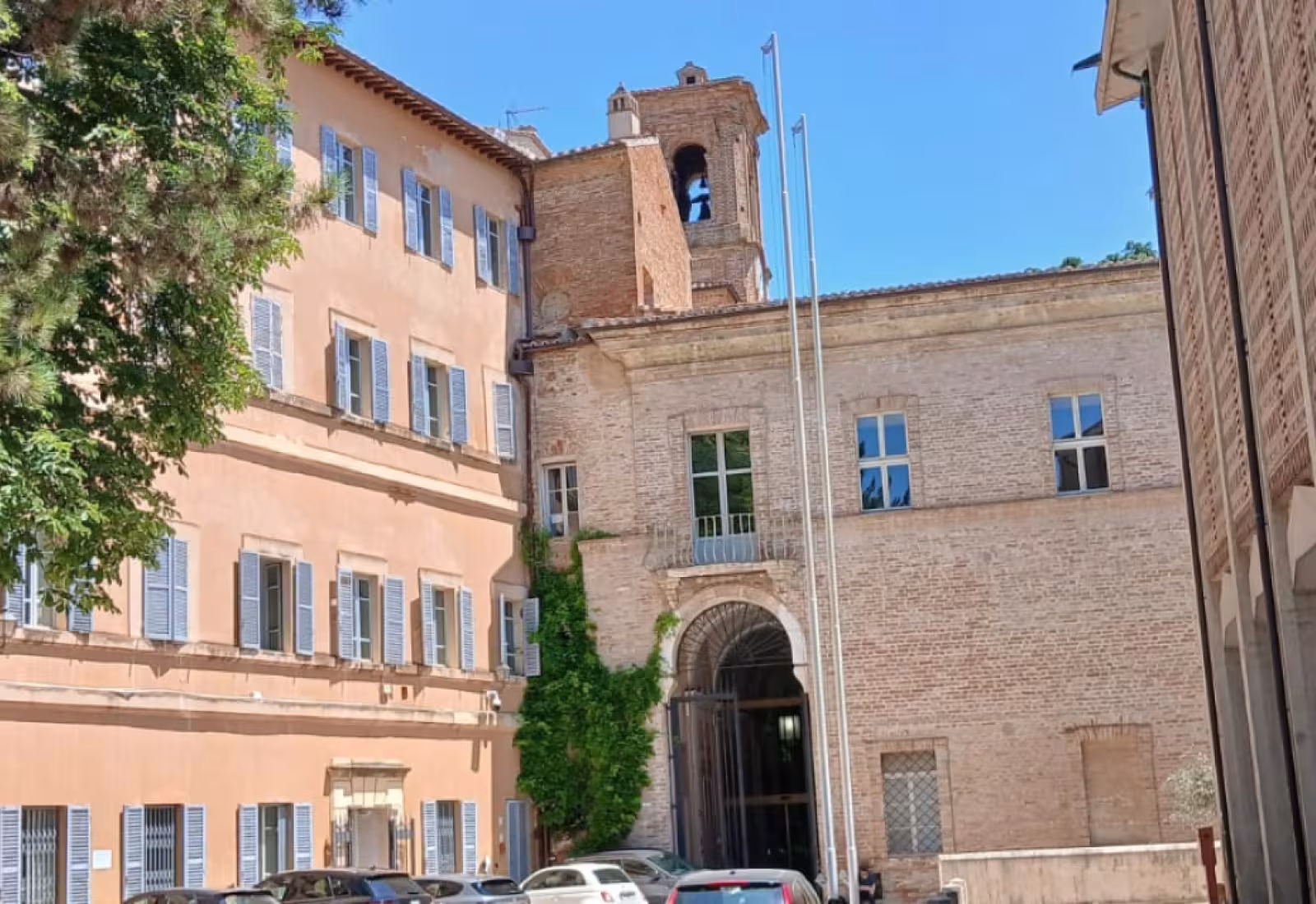 Ingresso rettorato unipg