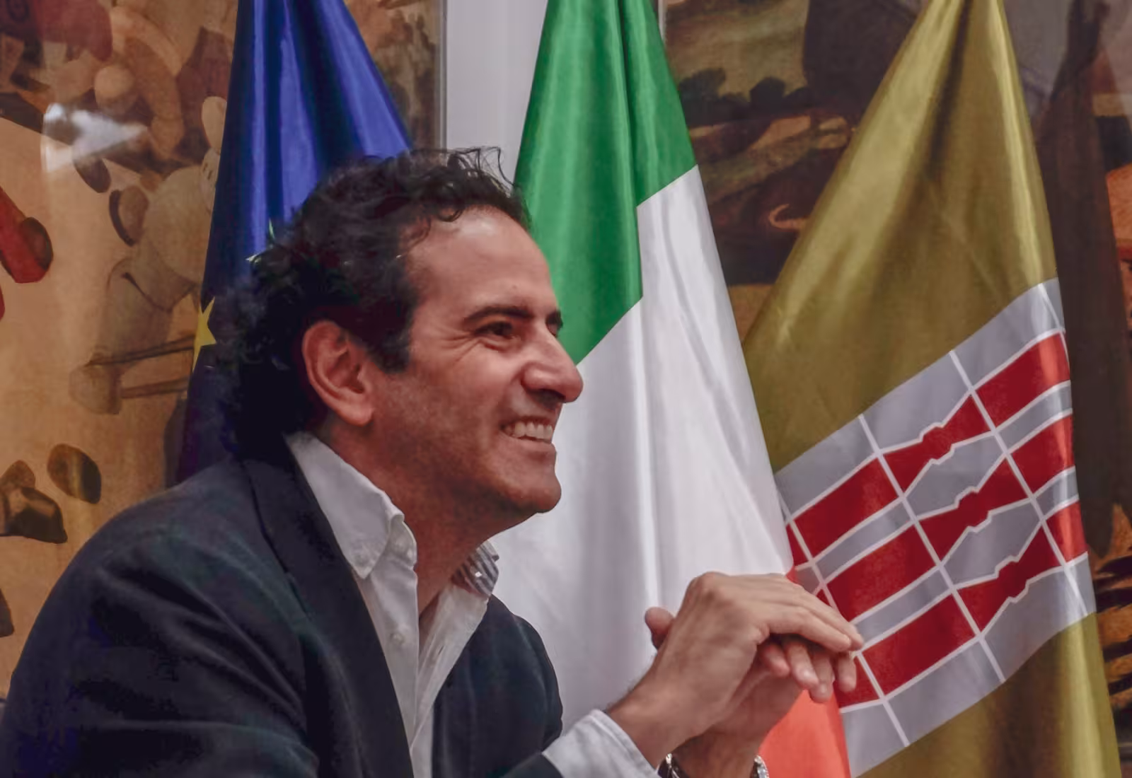 Amministratore Unico durante la conferenza stampa